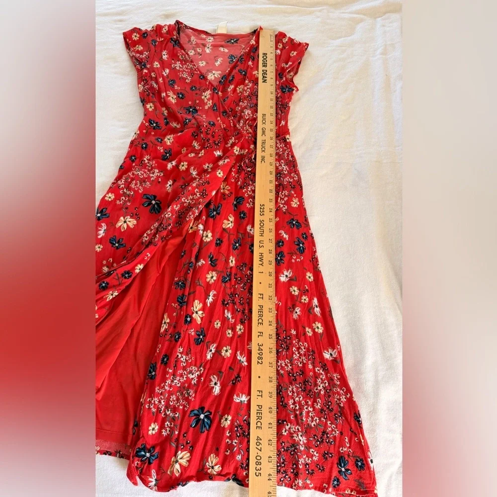 Cottagecore Red Floral Flowy Boho Tomato Midi Wrap Dress Feminine Size 8 H&M - Picture 11 of 15